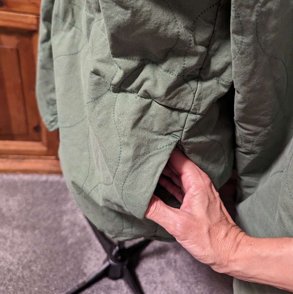 Universal Thread quilted cinch jacket, green Size Medium - Picture 4 of 9
